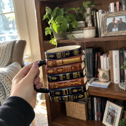 📚Vintage Book Stack Mug – Cozy Ceramic Gift for Book Lovers